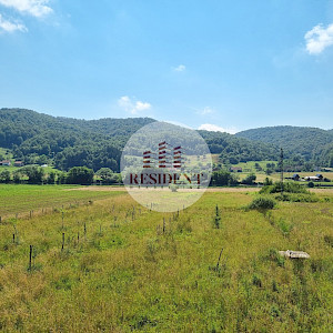 HRVATSKA KOSTAJNICA - Renovated family house 180 m2 + 11300 m2 of land next to the Una, peaceful surroundings