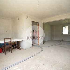 HRVATSKA KOSTAJNICA - Renovated family house 180 m2 + 11300 m2 of land next to the Una, peaceful surroundings