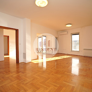 LEASE - MALEŠNICA Spacious office space 120 m2 + parking, NO COMMISSION