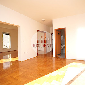 LEASE - MALEŠNICA Spacious office space 120 m2 + parking, NO COMMISSION