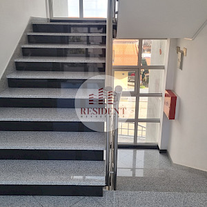 LEASE - MALEŠNICA Spacious office space 120 m2 + parking, NO COMMISSION