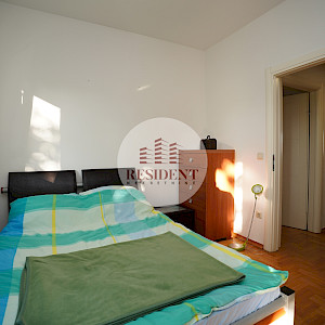 ČRNOMEREC Spacious 3-bedroom apartment 73 m2 + garden 270 m2 + 2 parking spaces, quiet environment, NO COMMISSION