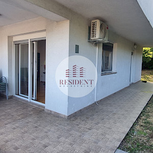 ČRNOMEREC Spacious 3-bedroom apartment 73 m2 + garden 270 m2 + 2 parking spaces, quiet environment, NO COMMISSION