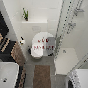 NAJAM - ŠPANSKO Moderan 2soban stan 53 m2 + GPM, 8. kat, lift, loggia