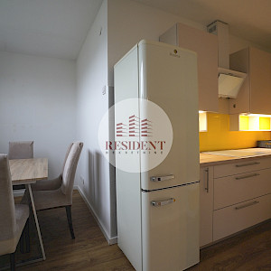 KNEŽIJA Prostran 2soban stan 56 m2, 2. kat, odlična lokacija, 2x balkona, spremište, BEZ PROVIZIJE