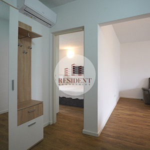 KNEŽIJA Prostran 2soban stan 56 m2, 2. kat, odlična lokacija, 2x balkona, spremište, BEZ PROVIZIJE