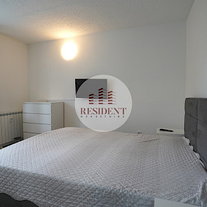 KNEŽIJA Prostran 2soban stan 56 m2, 2. kat, odlična lokacija, 2x balkona, spremište, BEZ PROVIZIJE