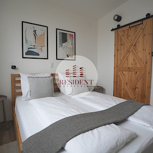 RAVNICE Ugodan 2soban stan 46 m2 + parking, 3. kat, top lokacija, terasa