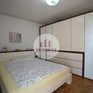 RENT - RAVNICE Spacious 4-room apartment 88 m2, 5th floor, TOP location, garage, elevator, 2 balconies, NO COMMISSION