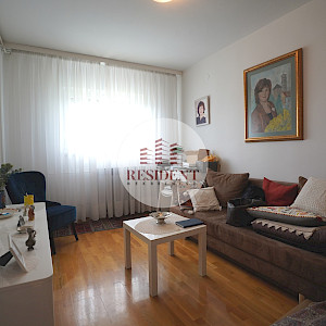 RENT - RAVNICE Spacious 4-room apartment 88 m2, 5th floor, TOP location, garage, elevator, 2 balconies, NO COMMISSION