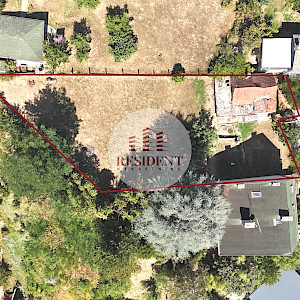 KUSTOŠIJA building land 720 m2 + house for demolition with connections