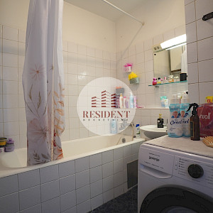 ŠPANSKO Cozy 3-bedroom apartment 63 m2, 2nd floor, top location, loggia, storage room, NO COMMISSION