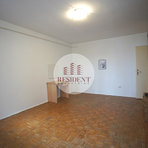 SREDNJACI Functional 1 bedroom apartment 42 m2, 4th floor, loggia, storage room, NO COMMISSION