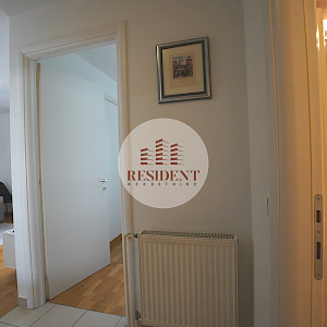 RENT - ZAPREŠIĆ Center, 2 bedroom apartment 44 m2 + parking, 2nd floor, elevator, loggia