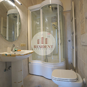 RENT - MAKSIMIR Spacious 4-bedroom apartment 94 m2 + parking, 2nd floor, top location, terrace, NO COMMISSION