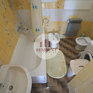 FOR RENT - MAKSIMIR Spacious 3-bedroom apartment 94 m2, 1st floor, top location, terrace, NO COMMISSION