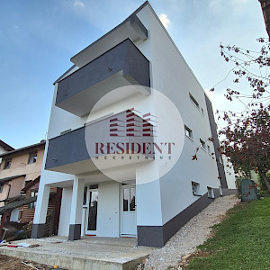 JELENOVAC Roh-bau house under construction 200 m2, top location, parking, view, garden, NO COMMISSION