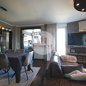 SPANISH Modern 4-bedroom apartment 90 m2, 5th floor, quiet environment, balcony, NO COMMISSION