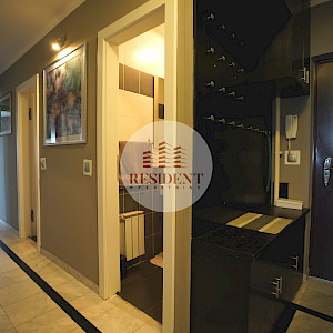 SPANISH Modern 4-bedroom apartment 90 m2, 5th floor, quiet environment, balcony, NO COMMISSION