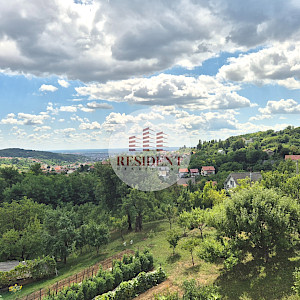 GORNJE VRAPČE Spacious family house 500 m2, land 700 m2, NO COMMISSION