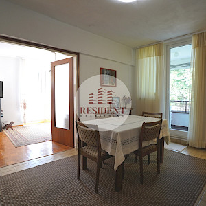 ZADAR Bili Brig, prostran 4soban stan 98 m2, 1. kat, top lokacija, loggia, spremište, BEZ PROVIZIJE