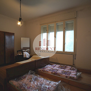 VRAPČE Obiteljska kuća 310 m2 sa 3 stana, zemljište 690 m2, BEZ PROVIZIJE