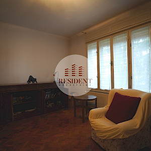 VRAPČE Obiteljska kuća 310 m2 sa 3 stana, zemljište 690 m2, BEZ PROVIZIJE