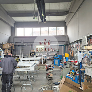 ZAKUP - SVETI KRIŽ ZAČRETJE Industrijska hala 400 m2, uz autocestu, BEZ PROVIZIJE