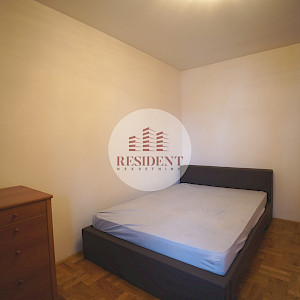 ŠPANSKO Renoviran 2soban stan 65 m2, 2. kat, top lokacija, loggia, spremište, BEZ PROVIZIJE