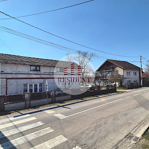 SELNICA ŠĆITARJEVSKA dvije kuće + pomoćni objekti, zemljište 4850 m2, blizu Zračne luke Zagreb