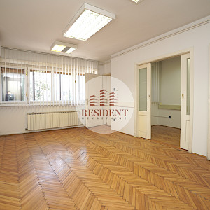 TREŠNJEVKA 3soban stan / ured 62 m2, 1. kat, top lokacija, loggia, spremište, BEZ PROVIZIJE