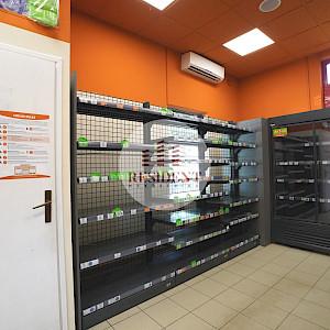 ŠPANSKO 2 poslovna prostor / lokala 102 m2, odlična lokacija, BEZ PROVIZIJE