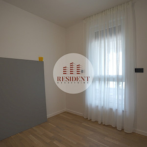 BOTINEC Luksuzan 3soban stan + 2 parkinga, lift, novogradnja, loggia, BEZ PROVIZIJE