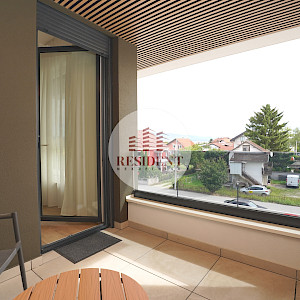 BOTINEC Luksuzan 3soban stan + dva parkinga, lift, novogradnja, loggia, BEZ PROVIZIJE