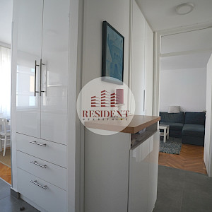 NAJAM - DONJI GRAD Komforan 3soban stan 66 m2, 3. kat, top lokacija, lift, parking, BEZ PROVIZIJE
