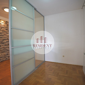 VRBANI 3 Funkcionalan jednosoban stan 38 m2, 3. kat, top lokacija, loggia, balkon, spremište