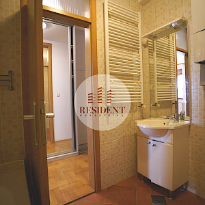 VRBANI 3 Funkcionalan jednosoban stan 38 m2, 3. kat, top lokacija, loggia, balkon, spremište