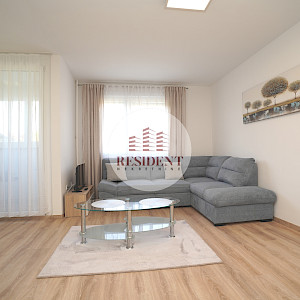 ŠPANSKO Functional 1-room apartment, 40 m², 2nd floor, excellent location, loggia, storage unit
