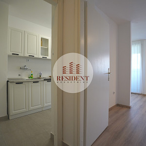ŠPANSKO Functional 1-room apartment, 40 m², 2nd floor, excellent location, loggia, storage unit