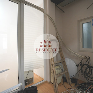 DONJI GRAD Spacious office space (102 m²) + garage, prime location, NO COMMISSION.