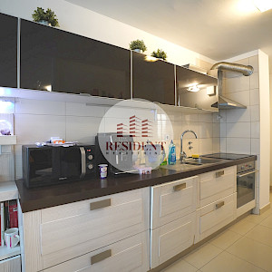 GREDICE Komforan 3soban stan 75 m2, top lokacija, mirno okruženje, spremište